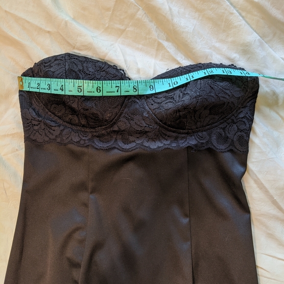 Black silk, strapless mini dress - Picture 4 of 5